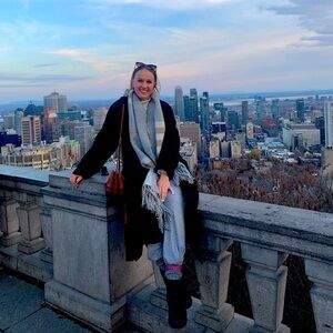 Meet your Posher, Lindsay